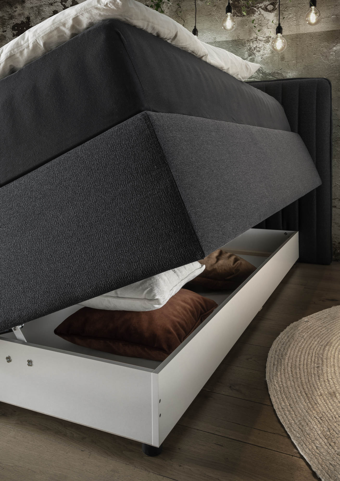 Boxspringbett mit Stauraum