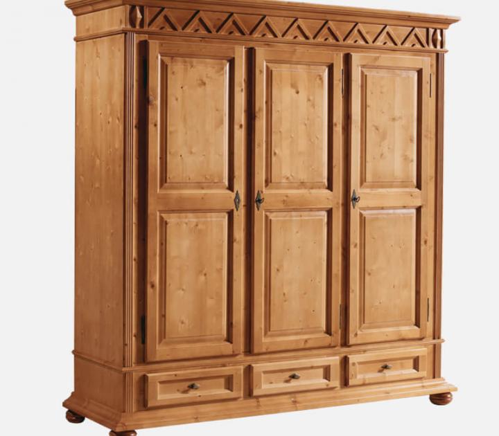 Gloria Schrank von Gradel Massivholzmöbel Schlafen Fichtenschrank Gloria von Gradel Massivholzmöbel