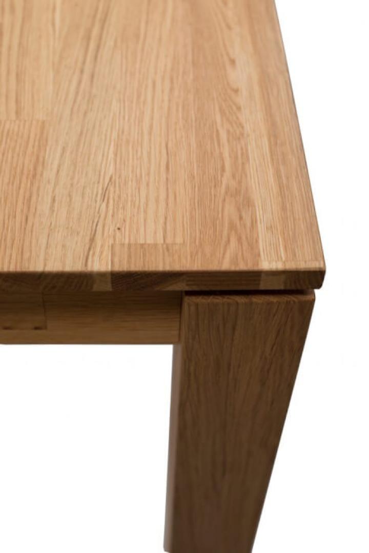 Tahir Eiche von Standard Furniture Speisen Bartisch " Tahir ", ein Massivholztisch von Standard Furniture 