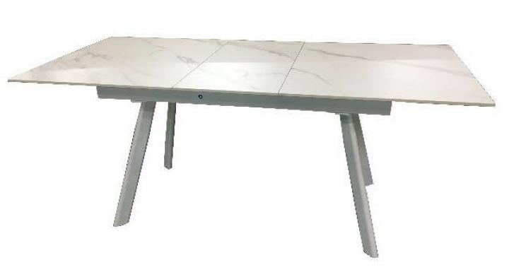 Parenzo von MCA Furniture Speisen Esstisch Parenzo von MCA Furniture