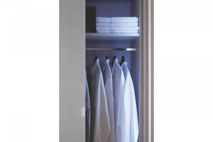 Media von Staud Kleiderschränke Schwebetürenschrank Media von Staud