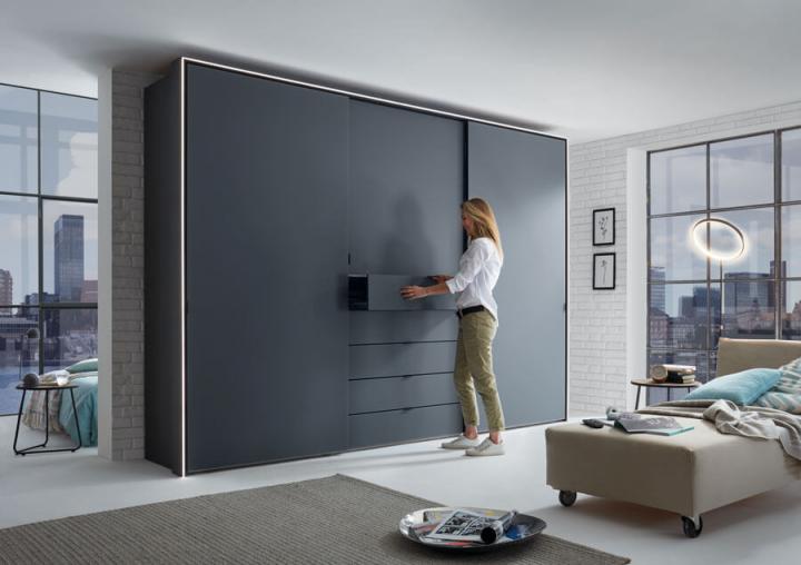 Media von Staud Kleiderschränke Schwebetürenschrank Media von Staud